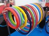 Voteil: viele bunte Farben, ganz im Trend zum farbigen Bike